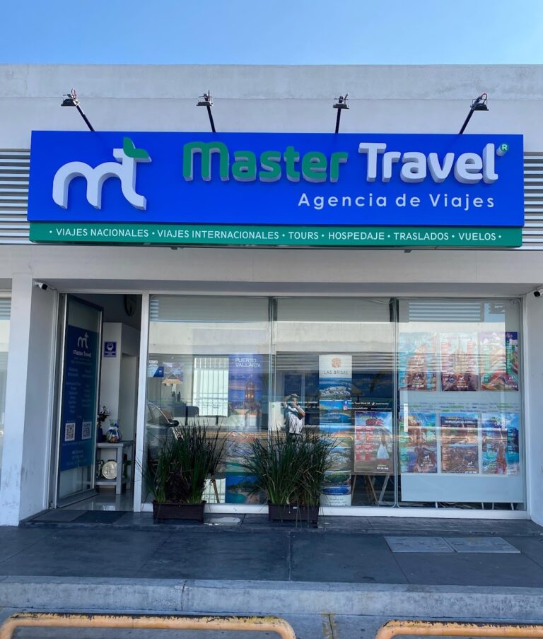 26439 master travel agencia de viajes 768x904
