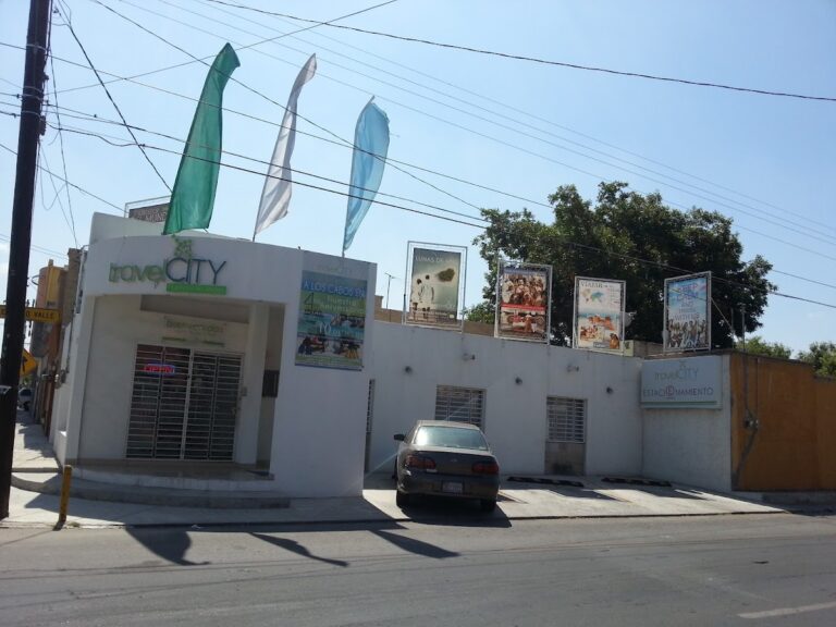 26474 travel city 768x576