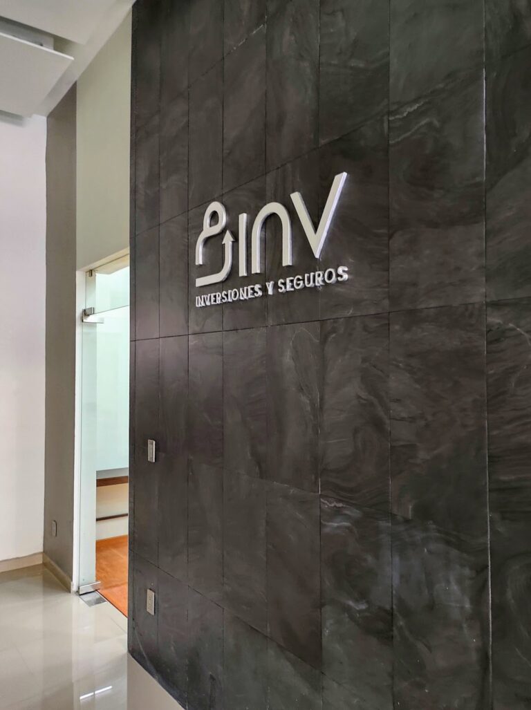 27053 inv seguros inversiones y fianzas 768x1027