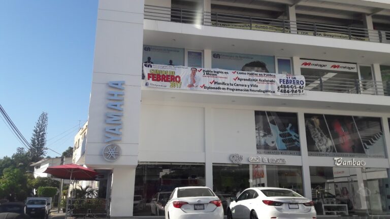 40450 yamaha academia music shop 768x432