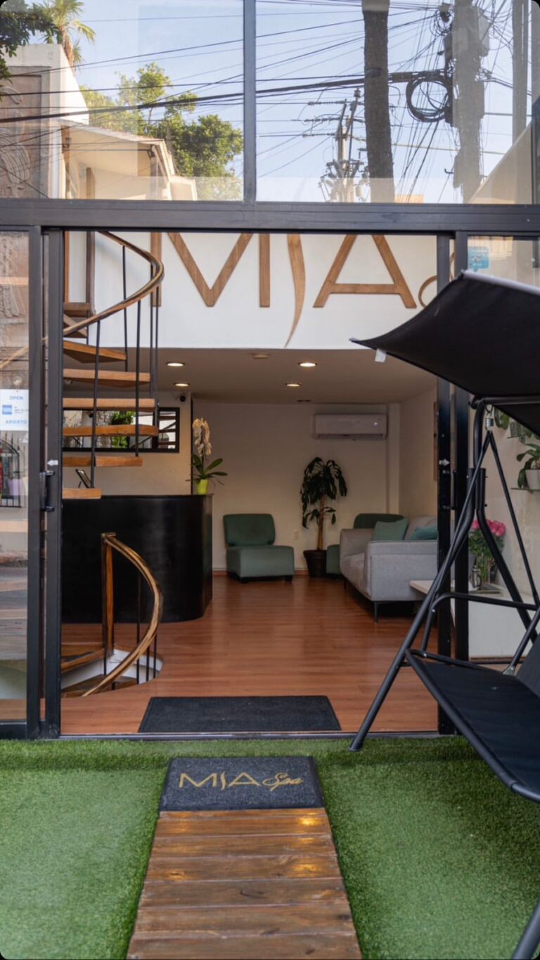 4582 mia spa massage 768x1365