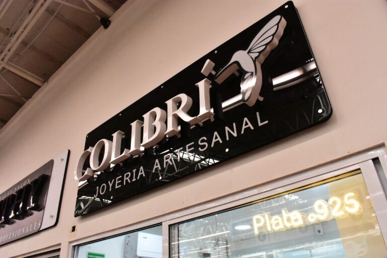 46664 joyeria colibri 768x512