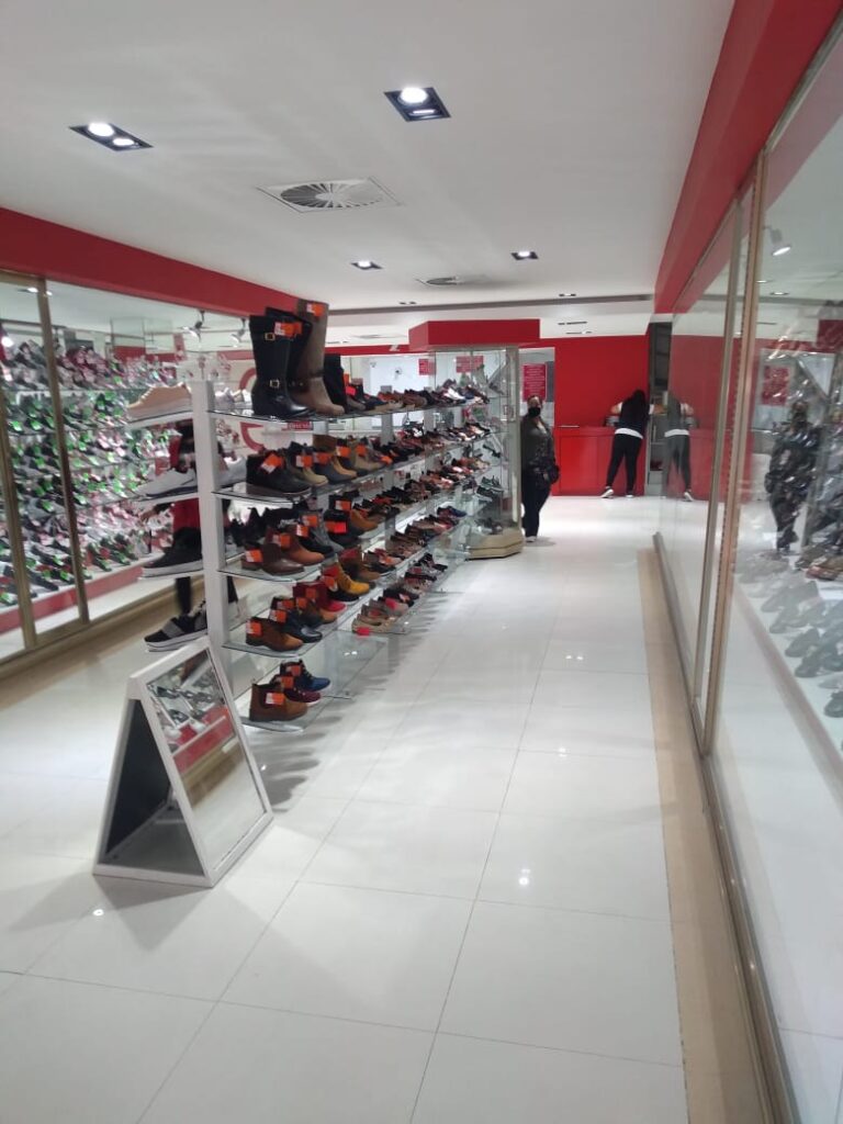 46837 zapateria fratello 768x1024