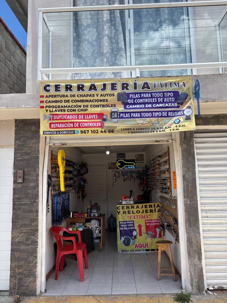 4949 cerrajeria fatima 768x1024