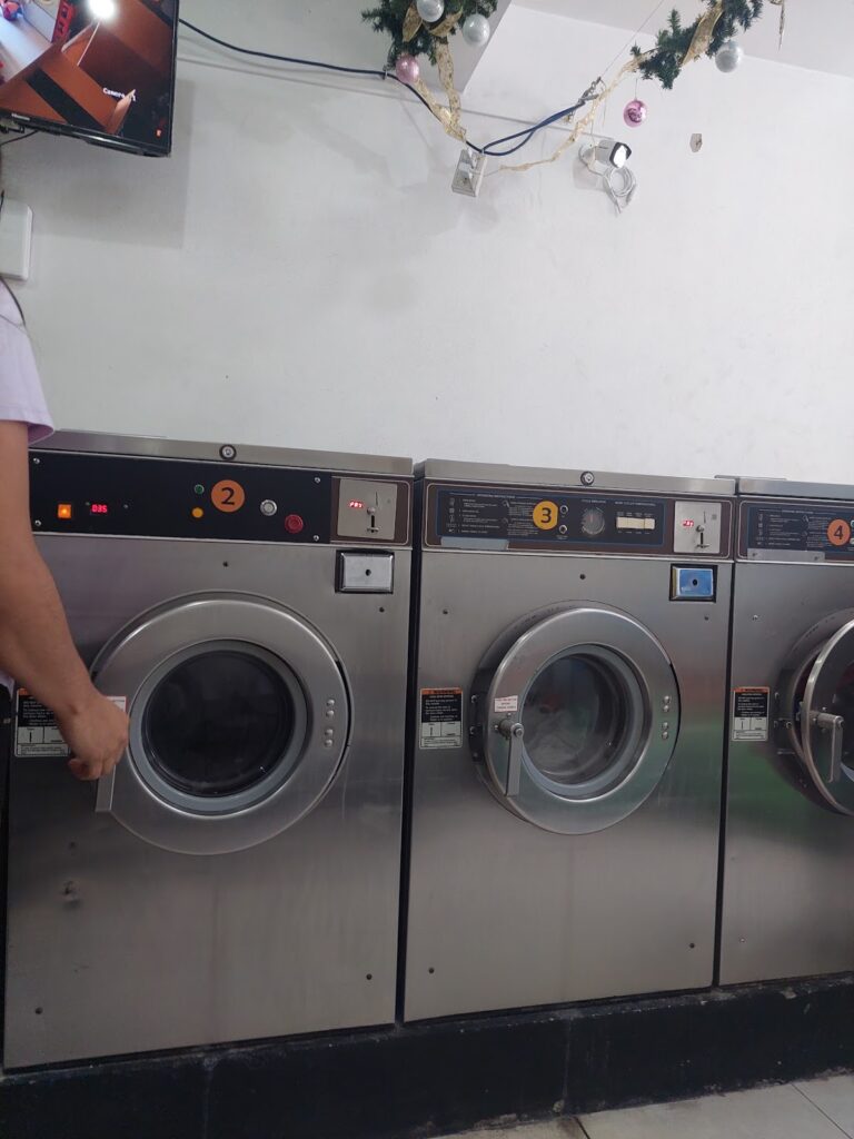 53239 lavanderia unilav 768x1024