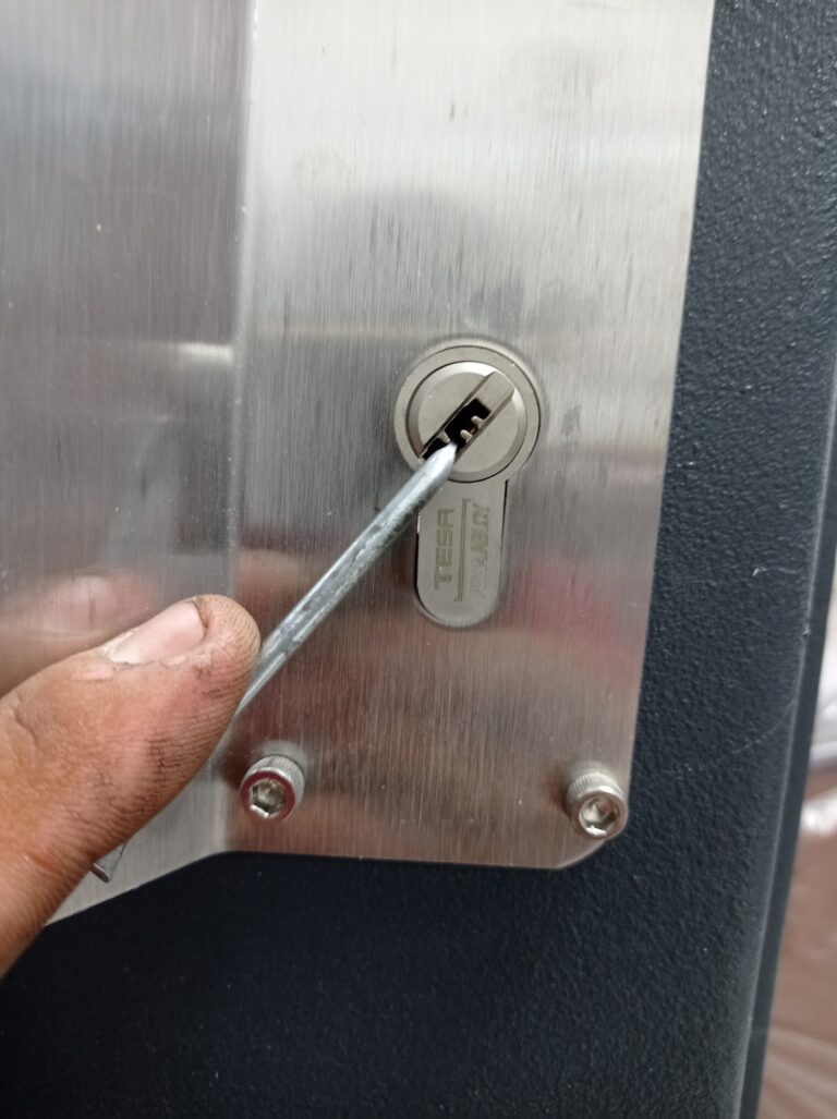 5458 la cerrajeria en culiacan 768x1027