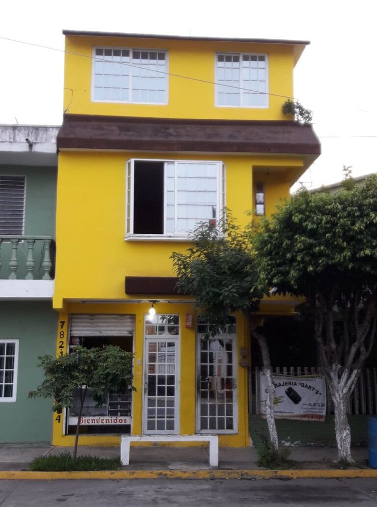 5590 cerrajeria barts 768x1032